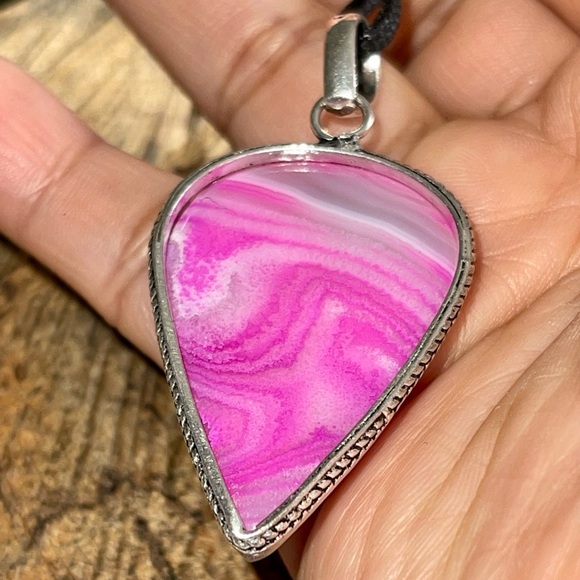Pink Banded Botswana Agate Pendant 2 1/4” - Picture 11 of 15